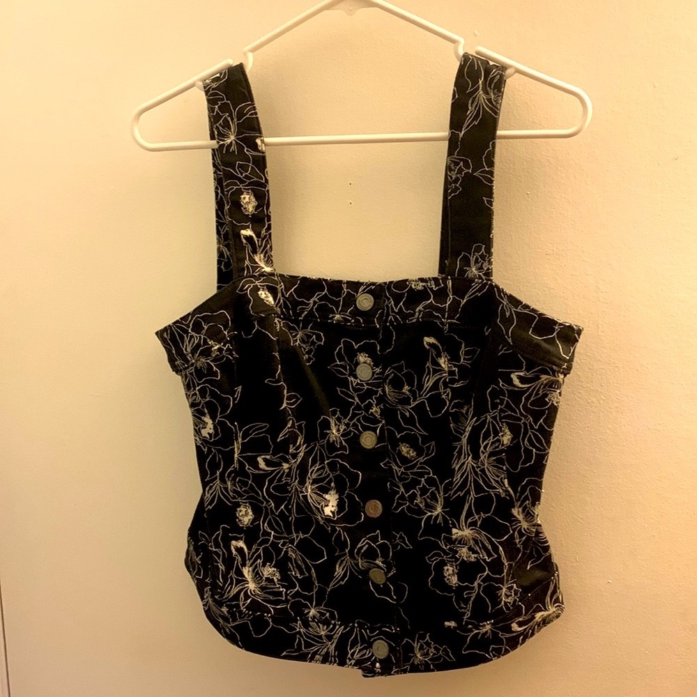 NWT Brand-New black and white sleeveless corset top - White House Black Market